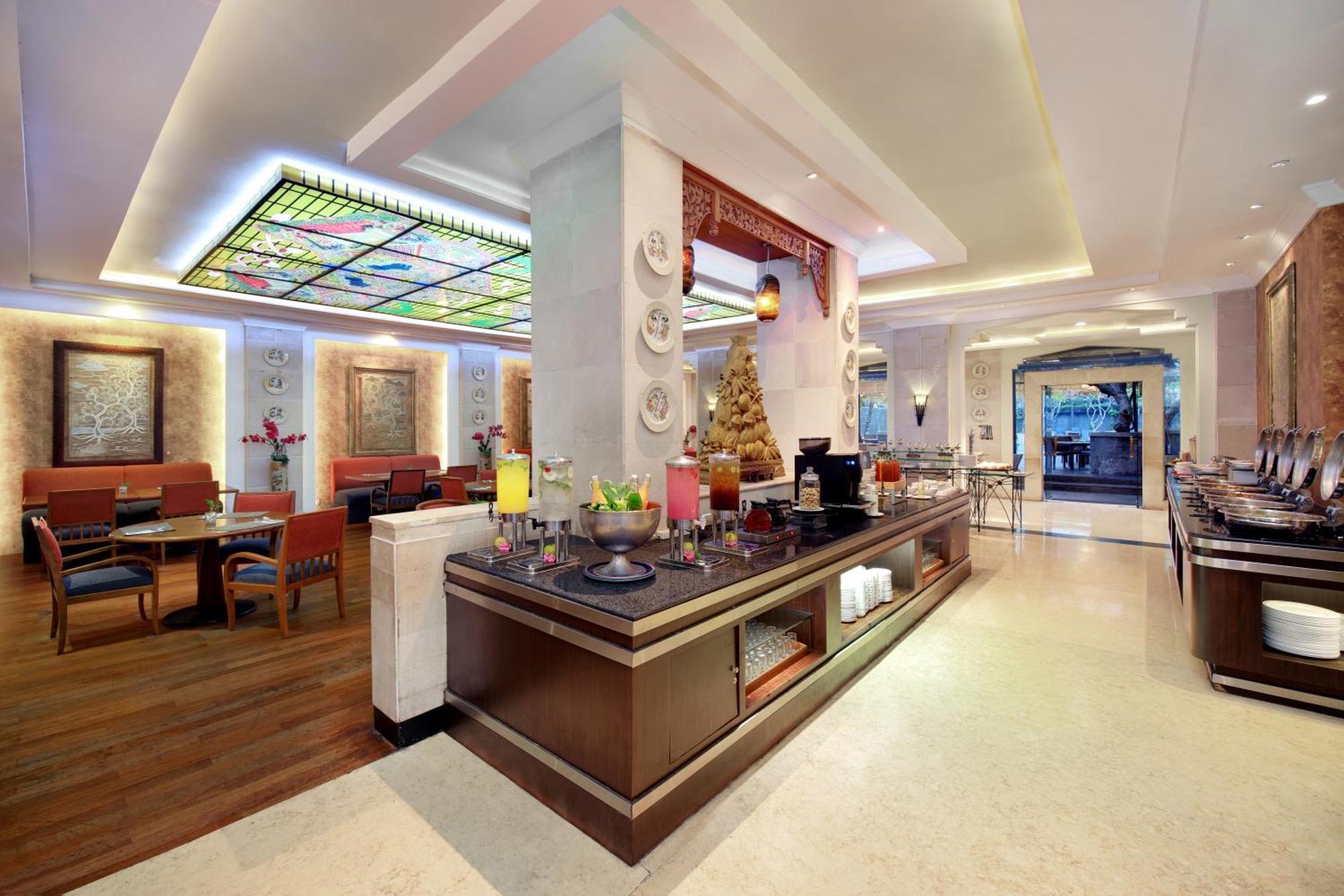 Novotel Solo Экстерьер фото