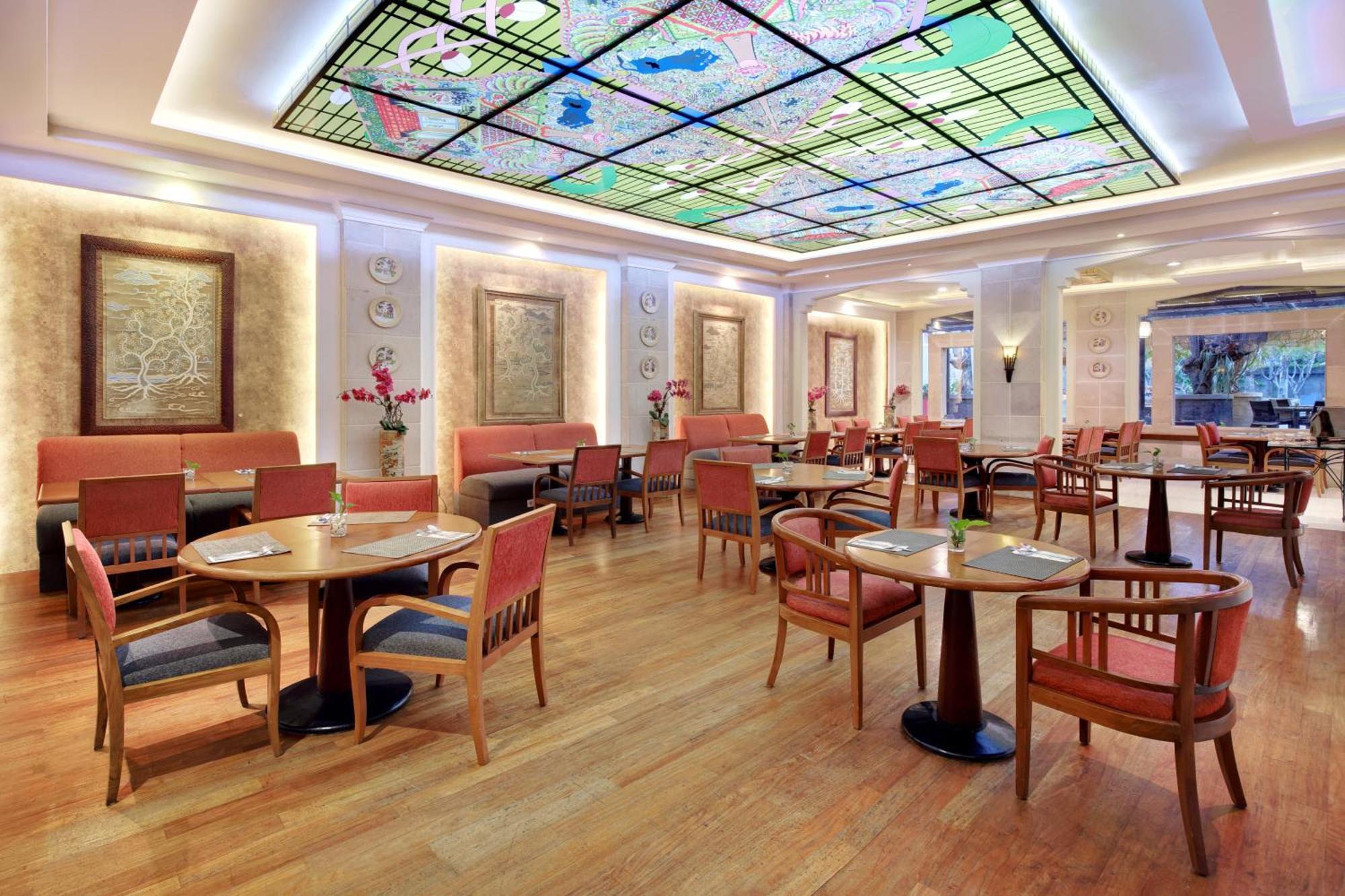 Novotel Solo Экстерьер фото